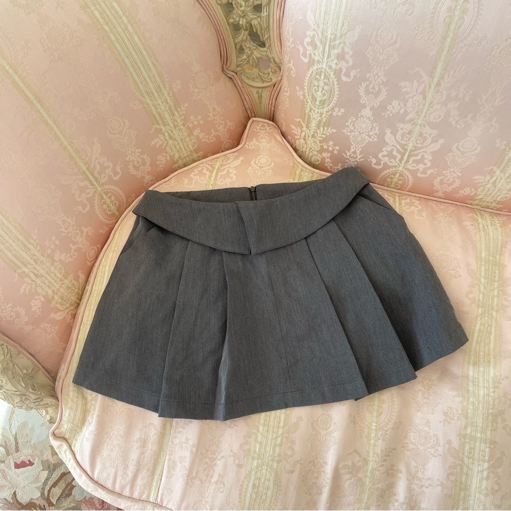 Grey pleated Mini Skirt